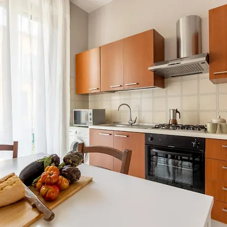 Visit Station & Go Apartmán *