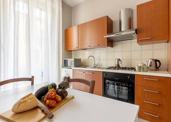 Station Close To Train & Attractions Apartmán *