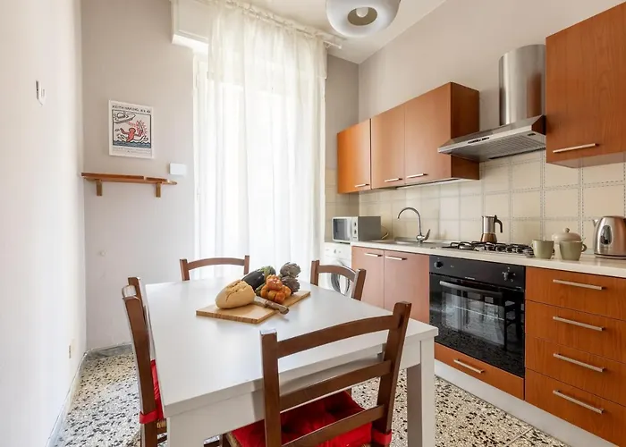 Station Close To Train & Attractions Pisa