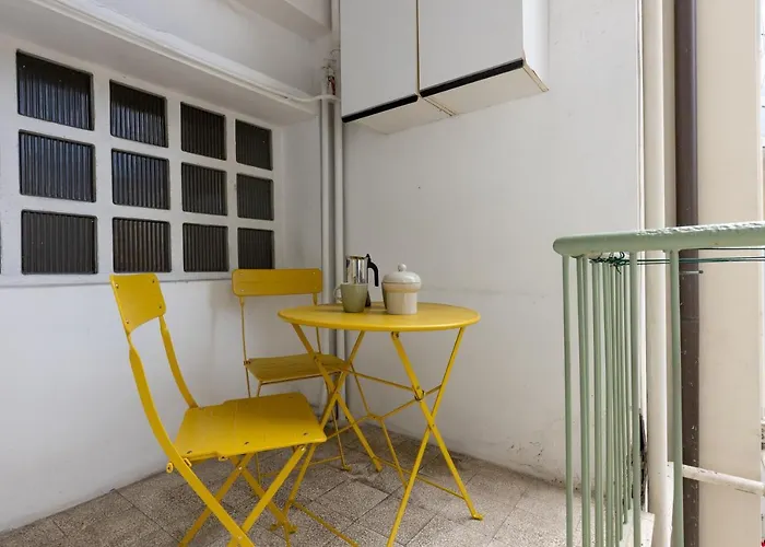 Station Close To Train & Attractions *